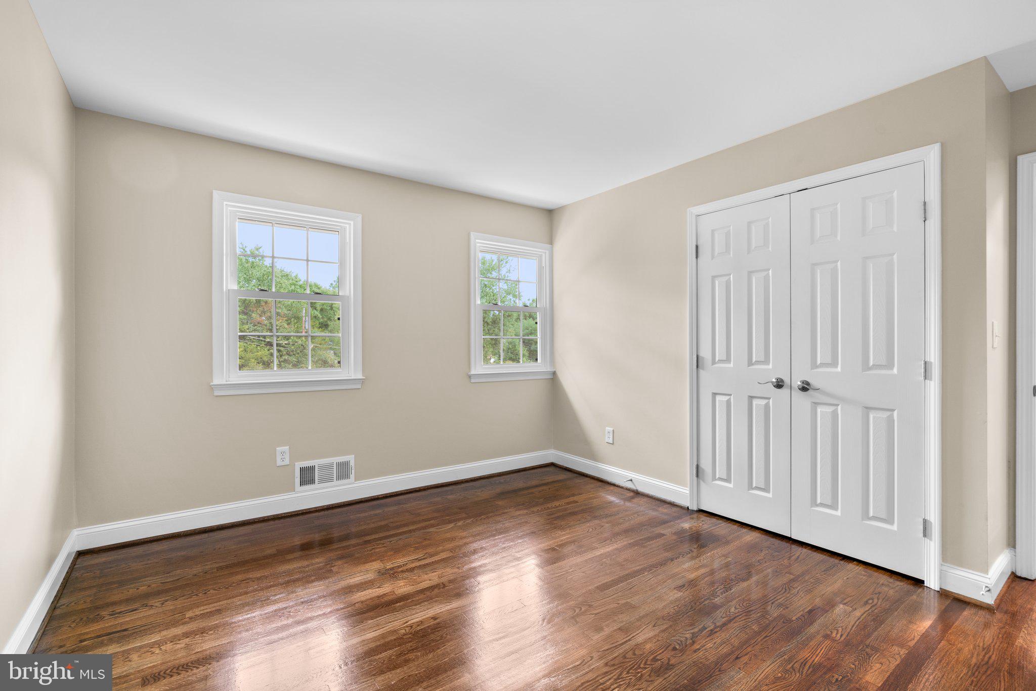 MILL CREEK TOWNE - Residential