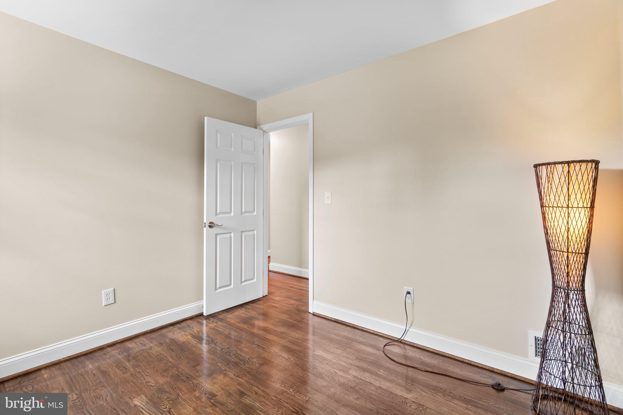 MILL CREEK TOWNE - Residential