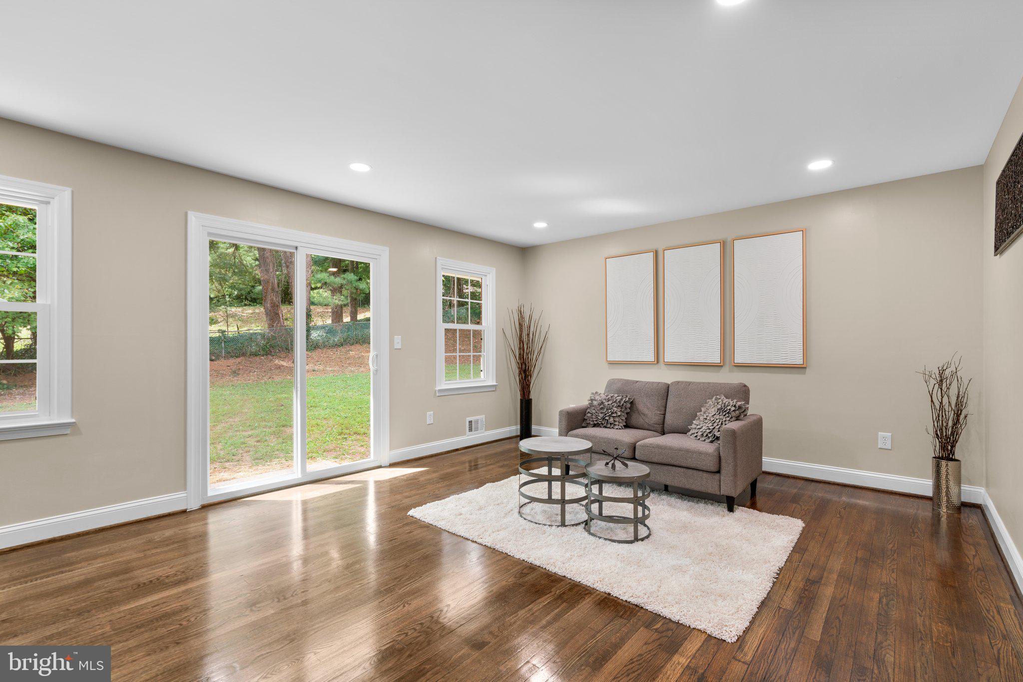 MILL CREEK TOWNE - Residential