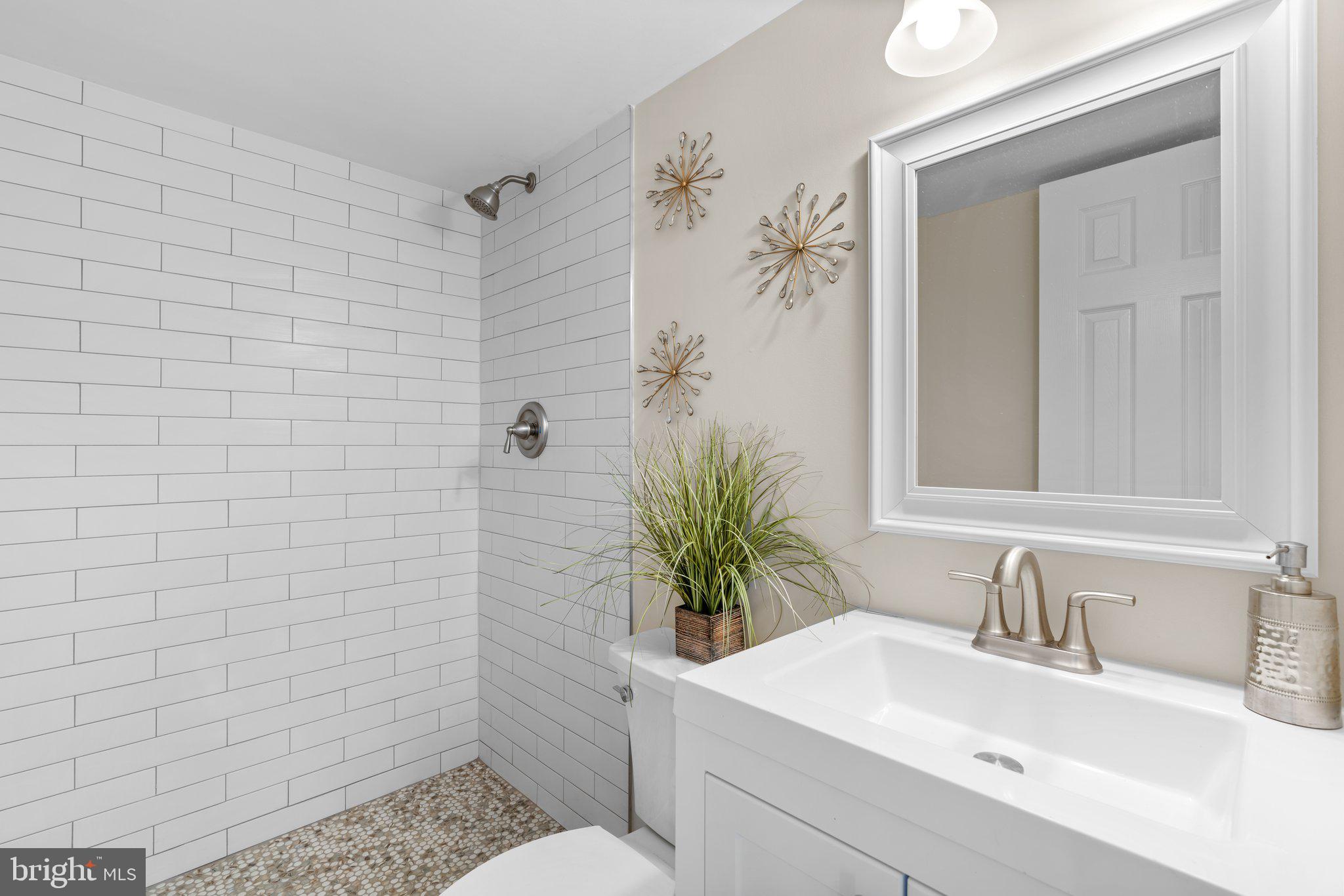 MILL CREEK TOWNE - Residential