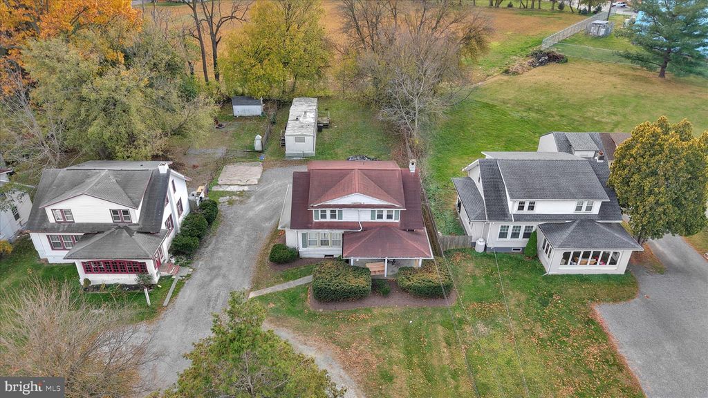 Photo of 1864 Lincoln Hwy E, LANCASTER, PA 17602 (MLS # PALA2079414)