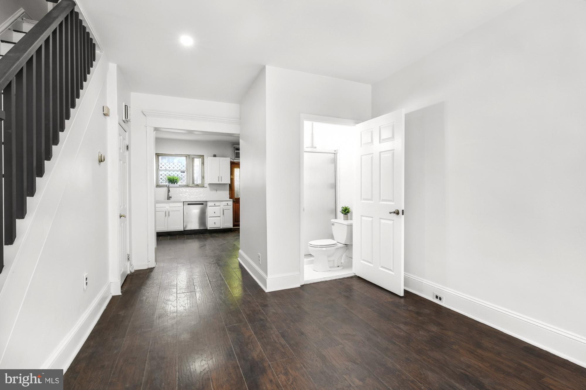 GIRARD ESTATES - Residential Lease