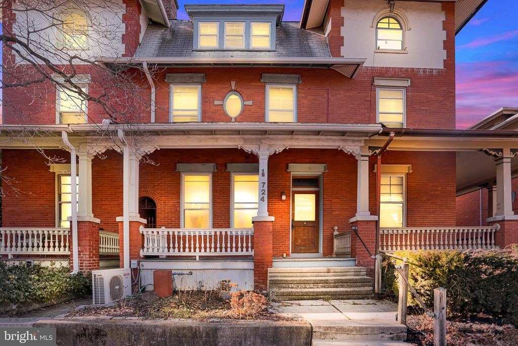 Photo of 724 N Lime Street, Lancaster, PA 17602 (MLS # PALA2045180)