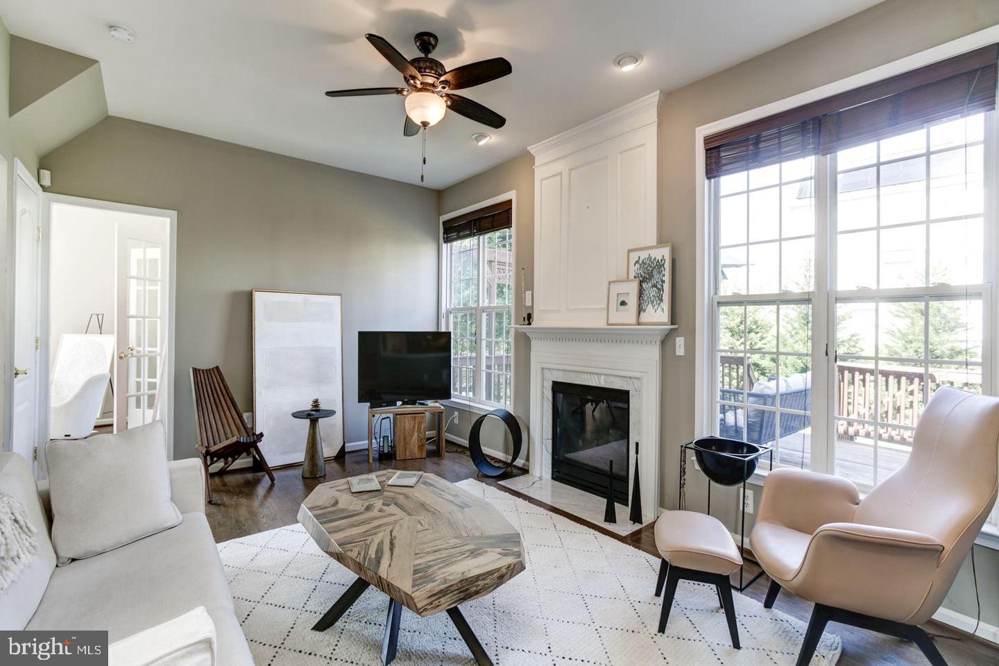 CLARKS GLEN - Residential