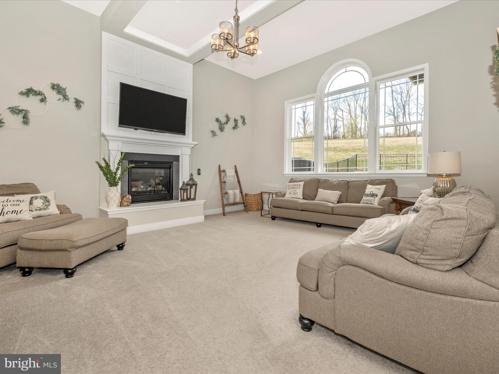 PAINTED ARCH PASS - Residential