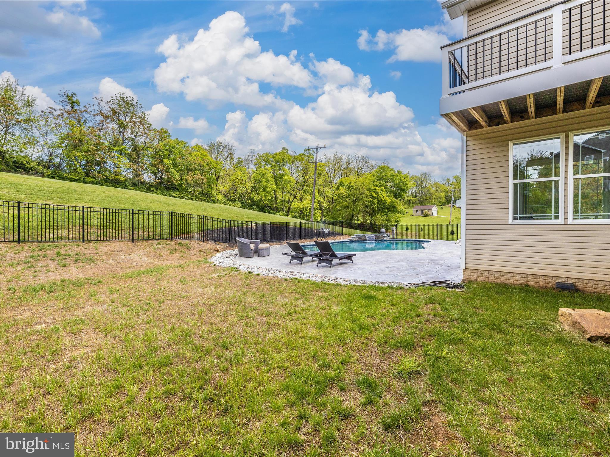 PAINTED ARCH PASS - Residential