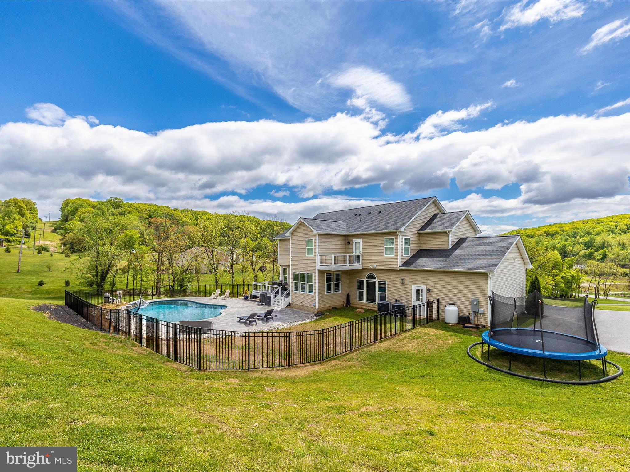 PAINTED ARCH PASS - Residential
