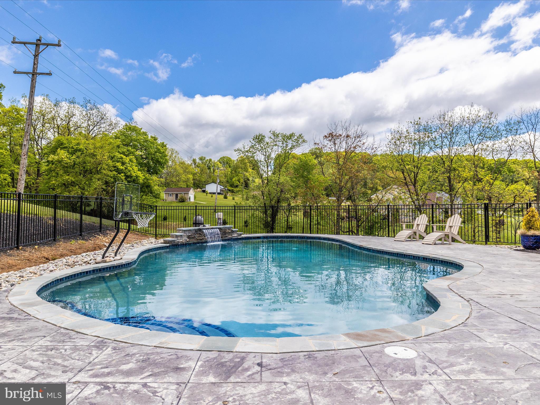 PAINTED ARCH PASS - Residential