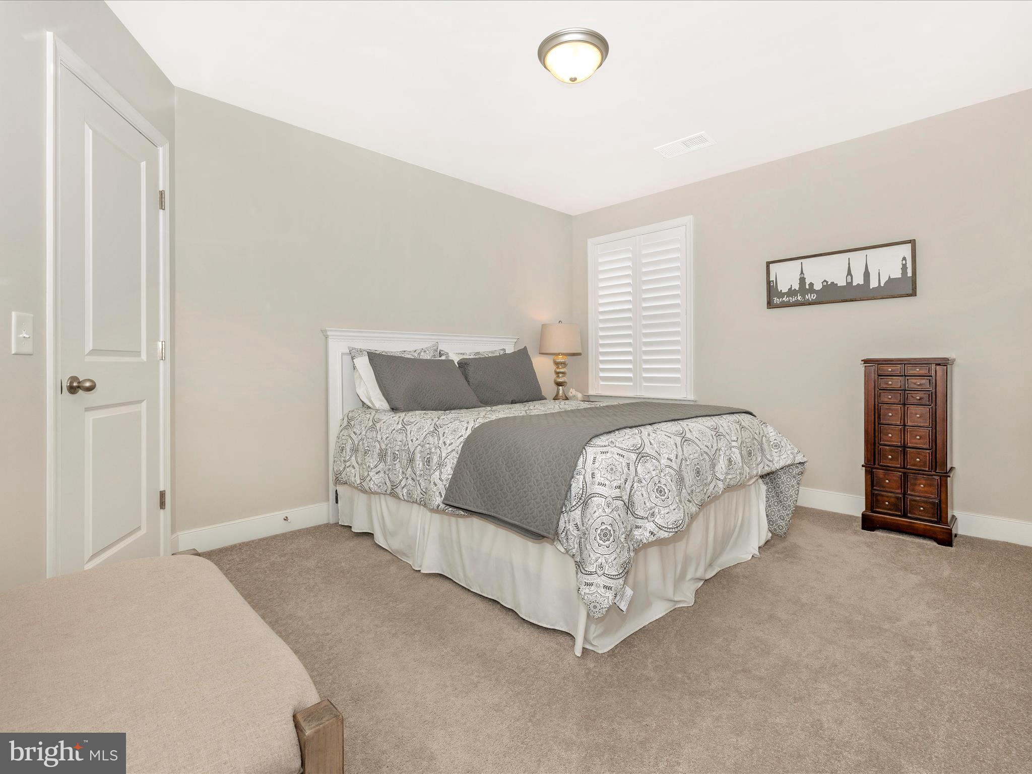 PAINTED ARCH PASS - Residential