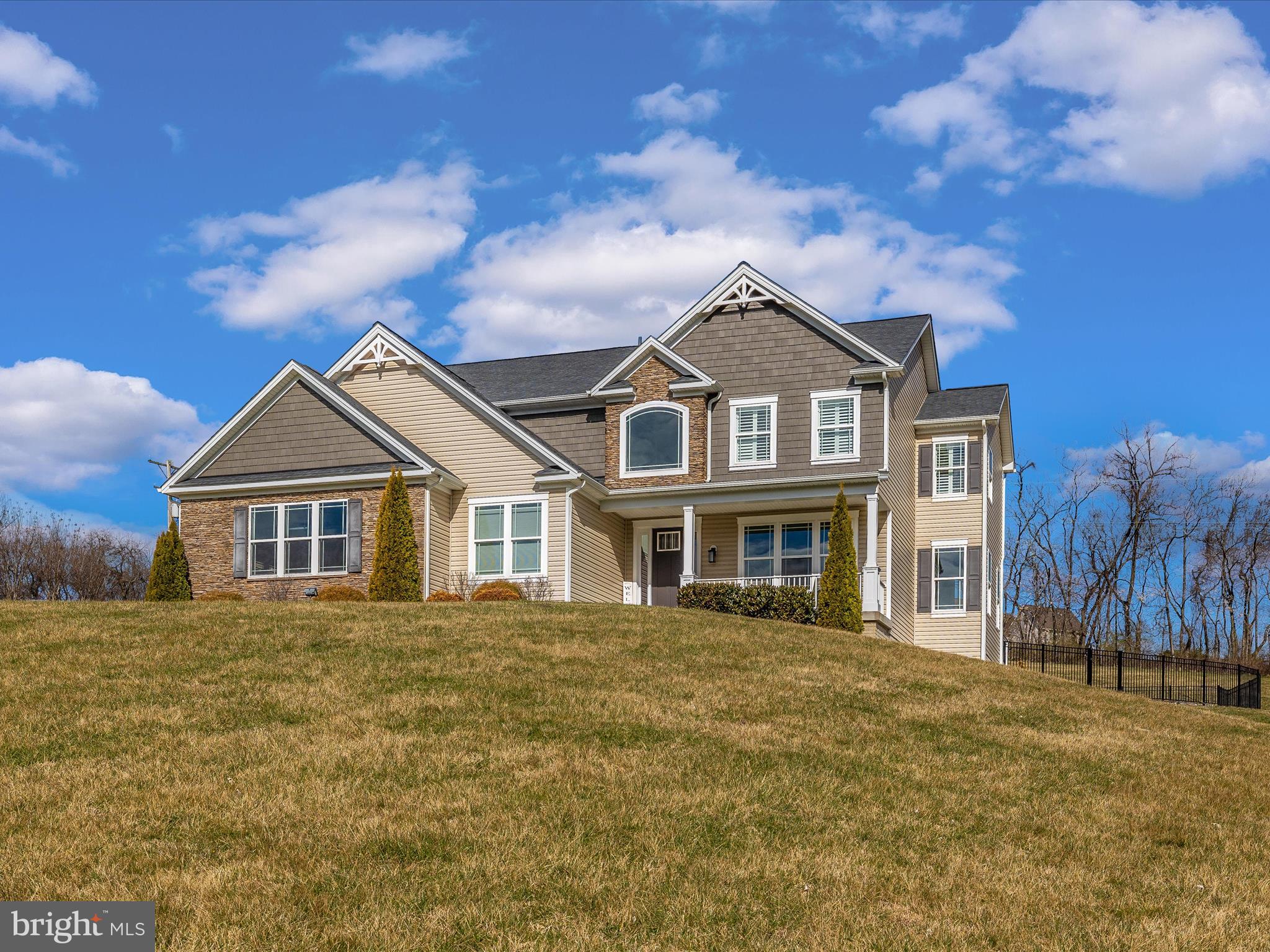 PAINTED ARCH PASS - Residential