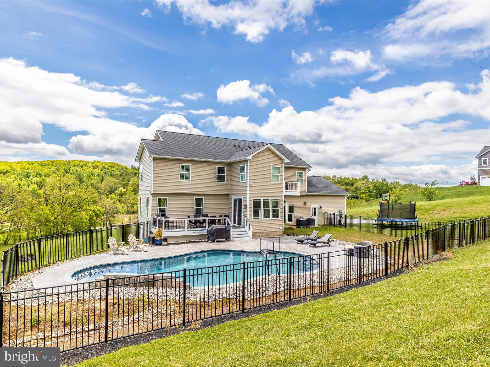 PAINTED ARCH PASS - Residential