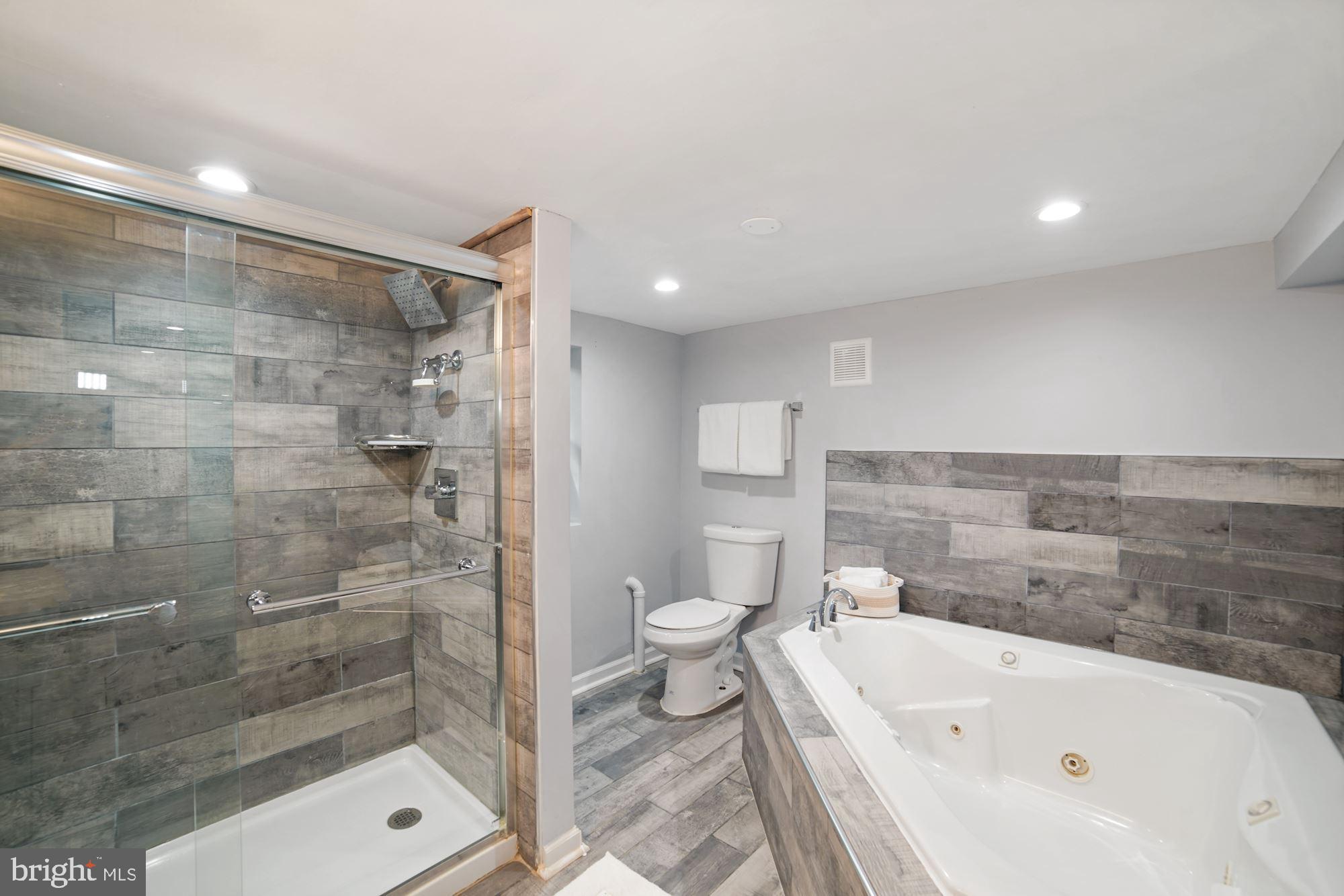 COLESVILLE OUTSIDE - Residential