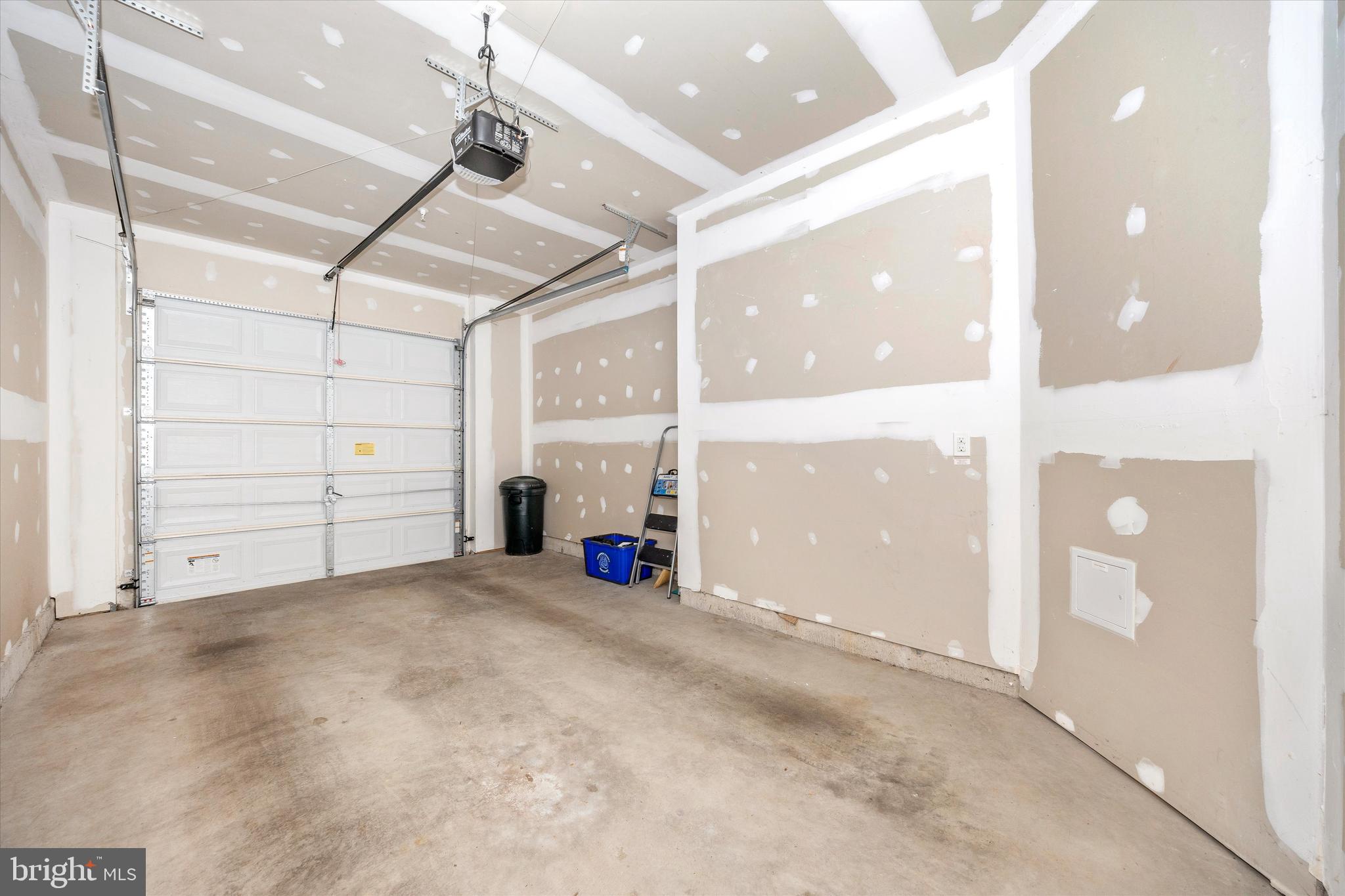 VILLAGES OF URBANA - Residential