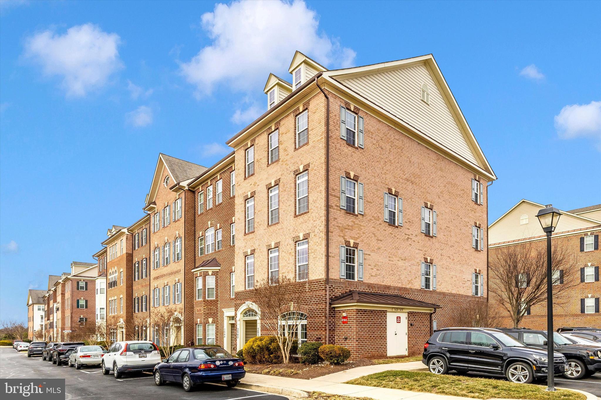 VILLAGES OF URBANA - Residential