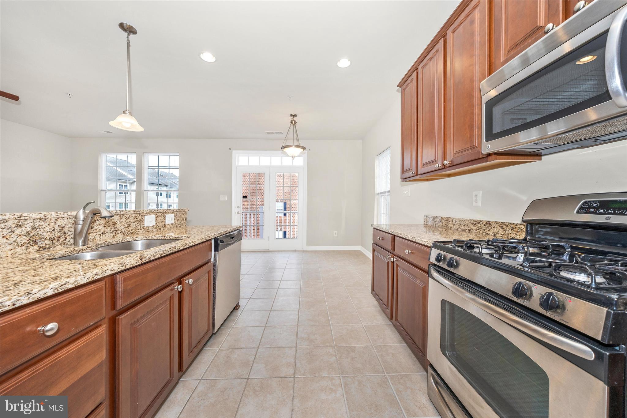 VILLAGES OF URBANA - Residential