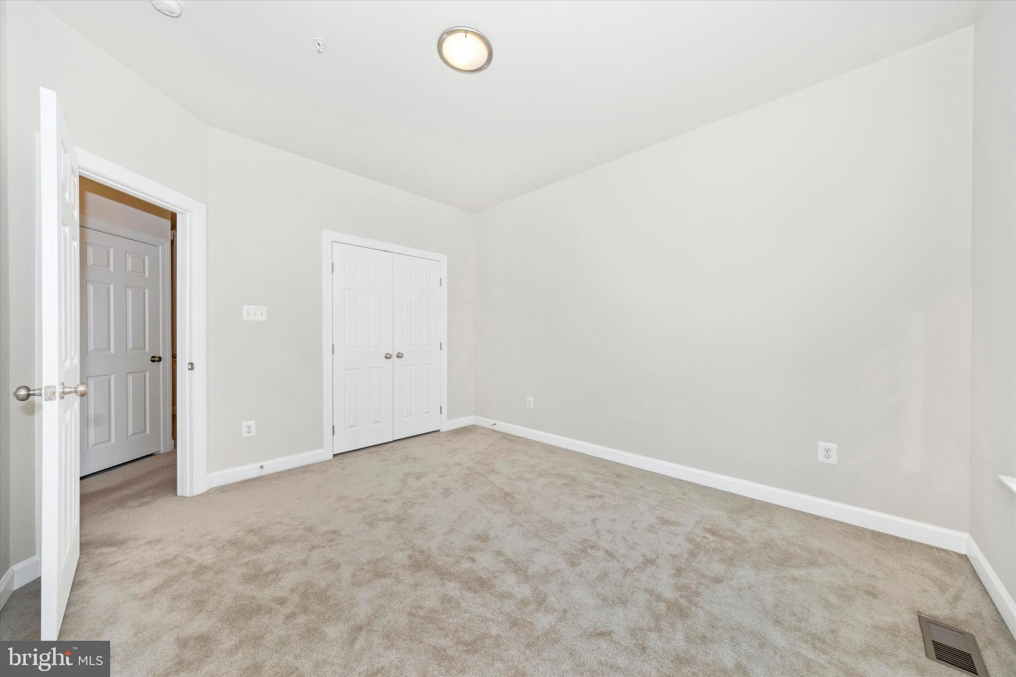 VILLAGES OF URBANA - Residential