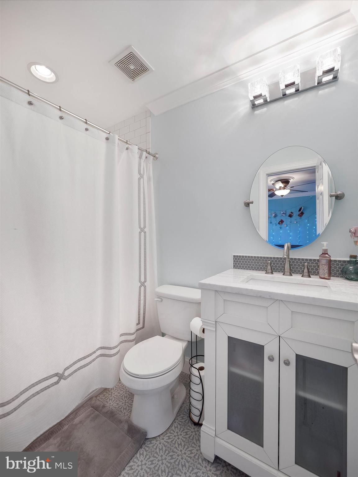 DEERFIELD VILLAGE - Residential