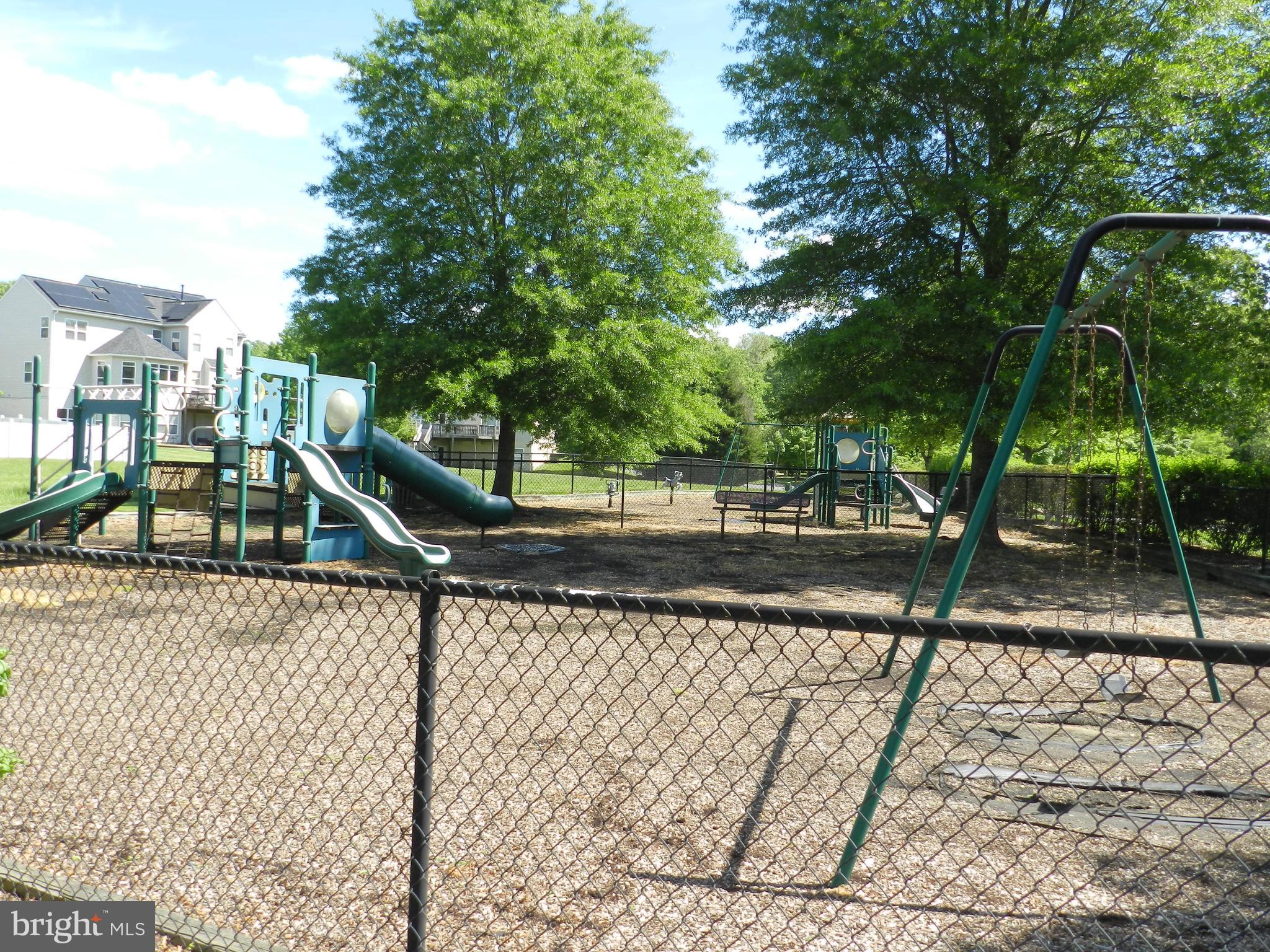 PERRYWOOD - Residential