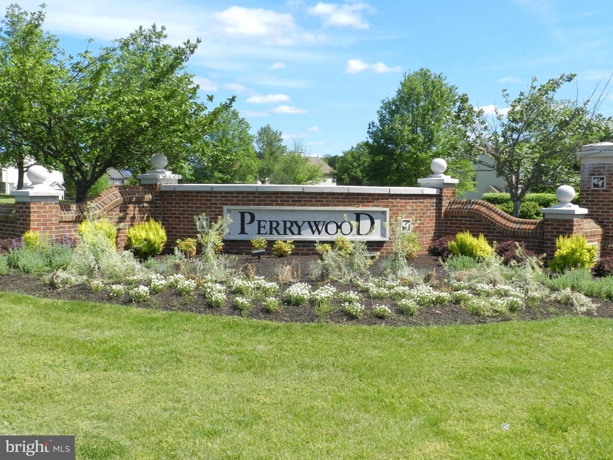 PERRYWOOD - Residential