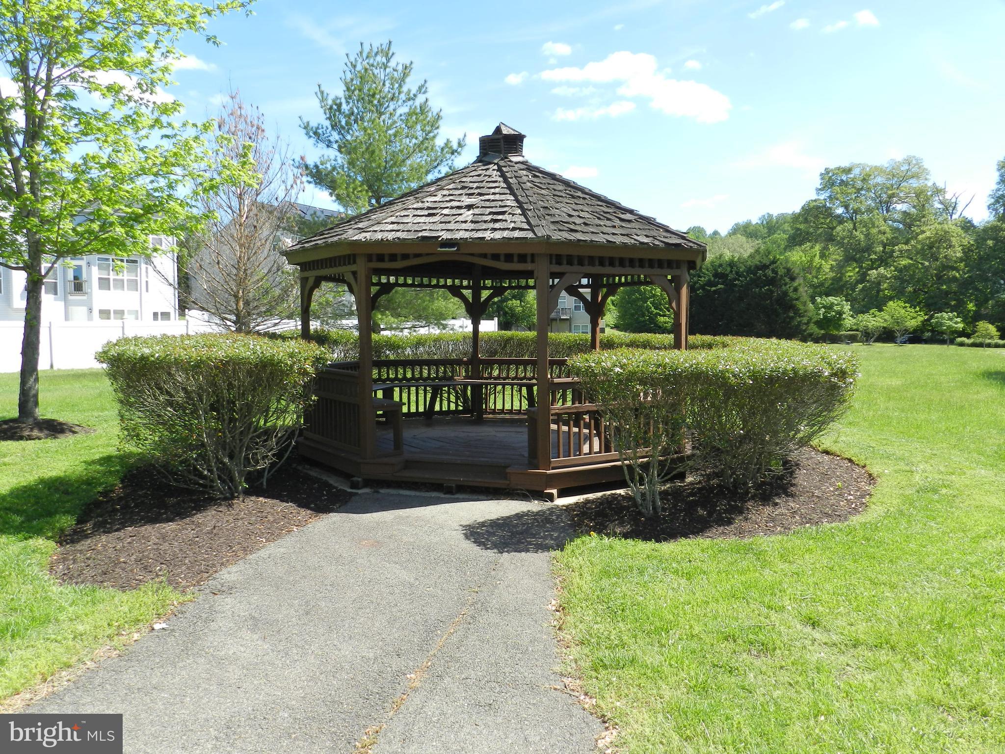 PERRYWOOD - Residential