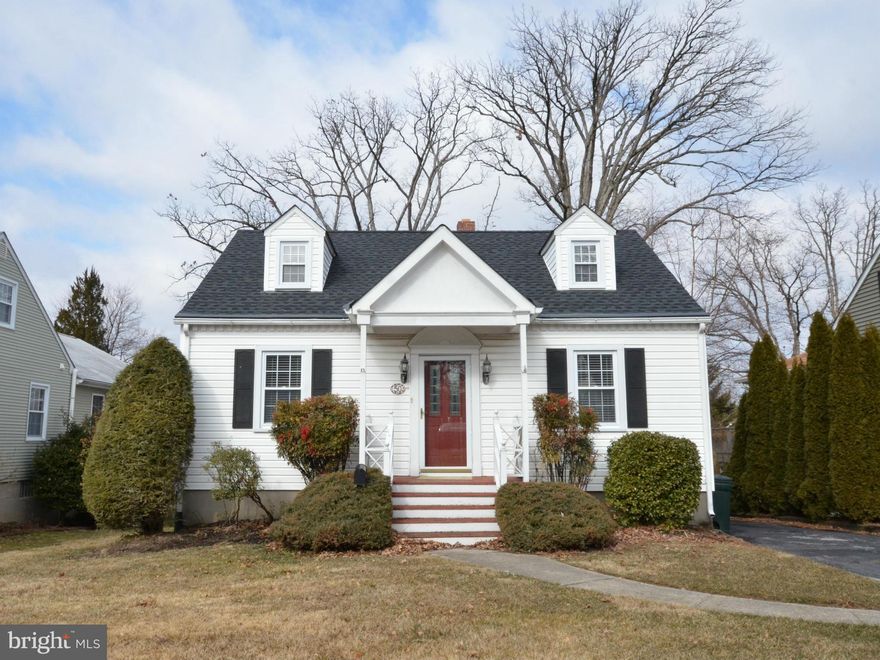 PICTURE PERFECT PORCH-FRONT CAPE COD WITH LARGE KITCHEN, BRKFAST ROOM, HARDWOOD FLRS IN LR, MAIN LEVEL EXPANDED  MASTER BR W/ SITTING/DRESSING ROOM + FULLY FINISHED LL OFFERING FAMILY ROOM & REC SPACE! NEW CARPET UPSTAIRS & BRAND NEW ROOF! PLENTY OF PARKING IN DRIVEWAY & PRKG PAD + A HUGE FENCED REAR YARD W/ DECK. A PERFECT PACKAGE OF CONVENIENCE & COMFORT!
