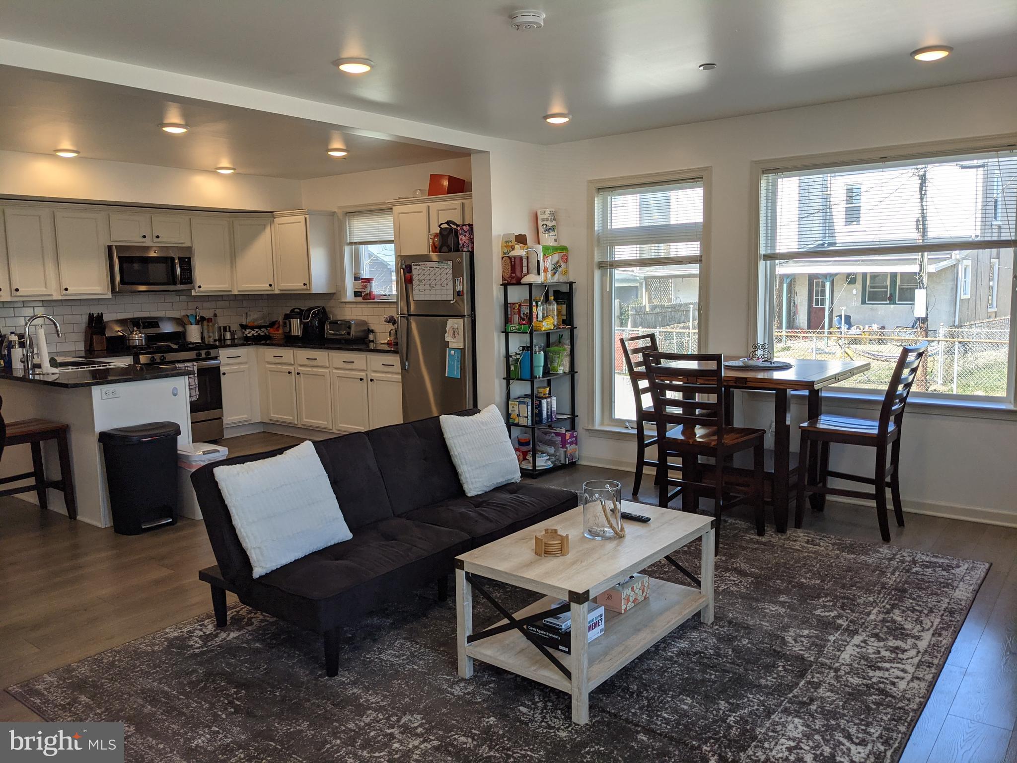 ROXBOROUGH - Residential Lease