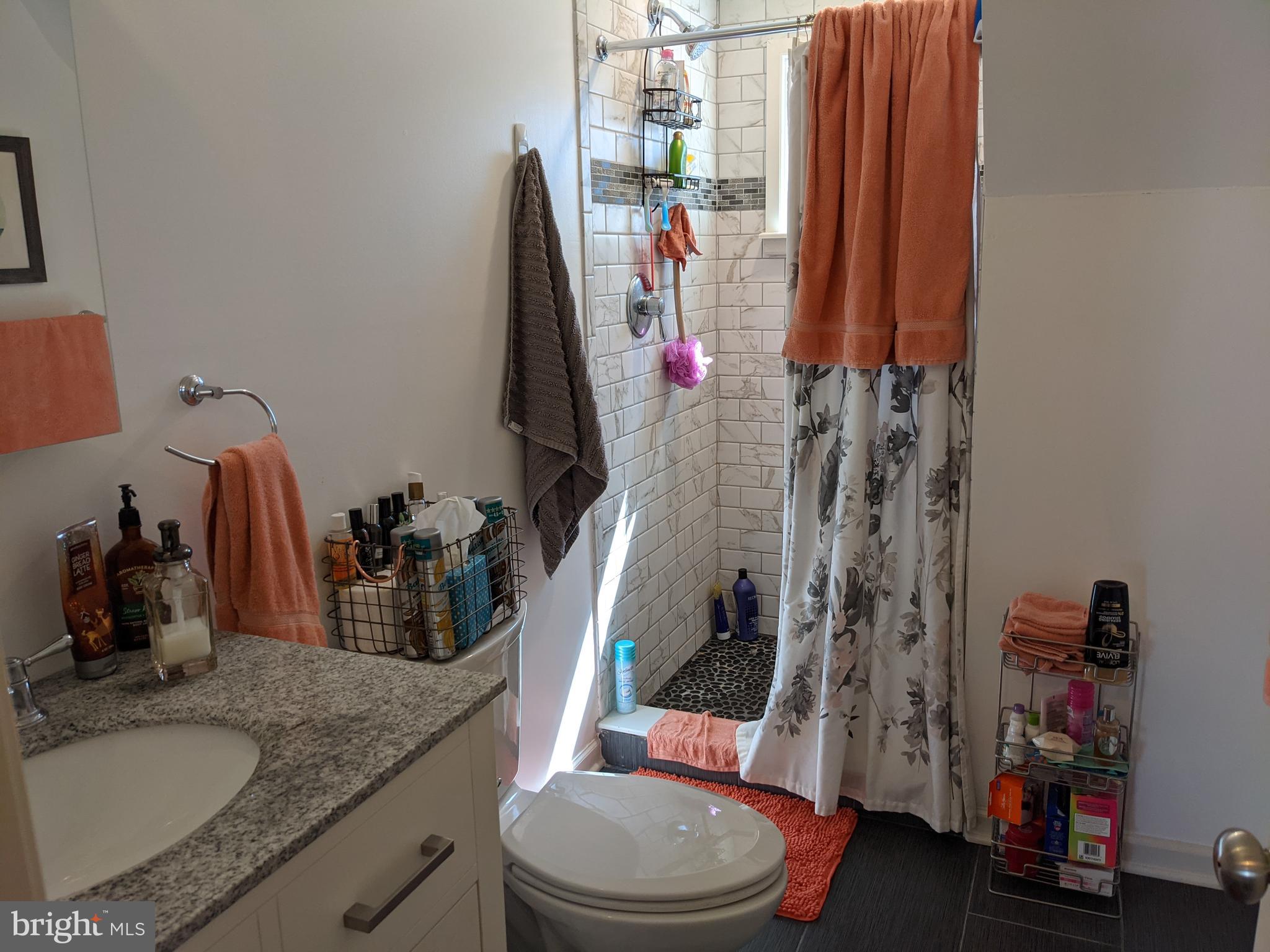 ROXBOROUGH - Residential Lease