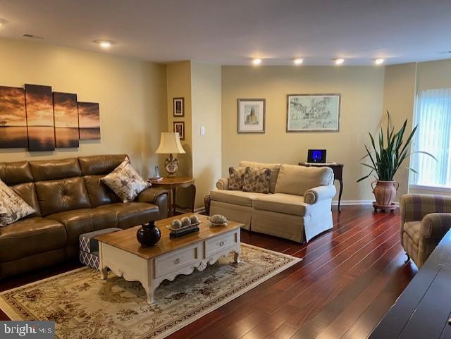 THE TOWERS - Residential