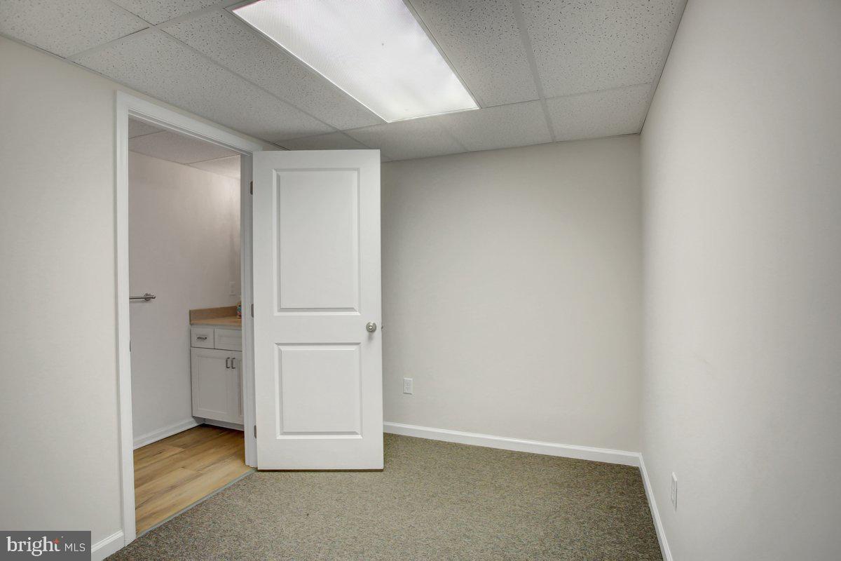 MEADOWCREEK DRIVE - Residential