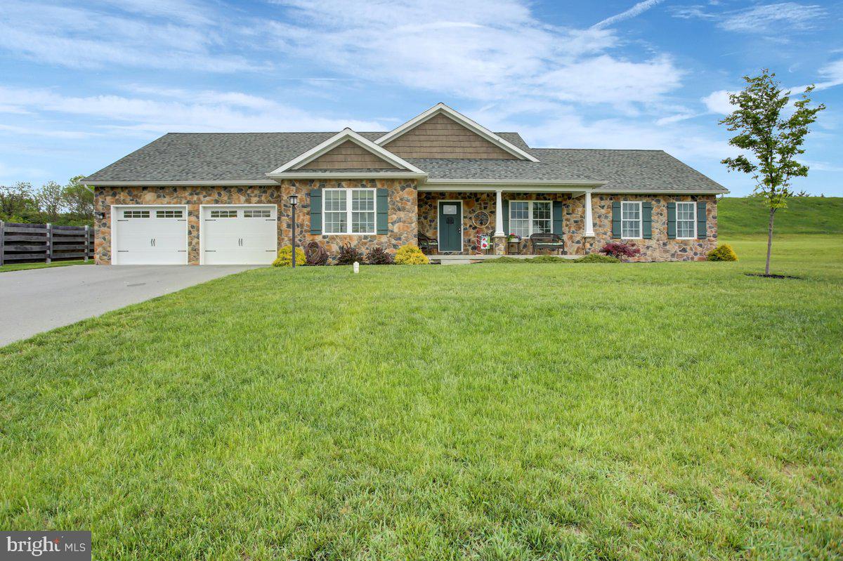 MEADOWCREEK DRIVE - Residential