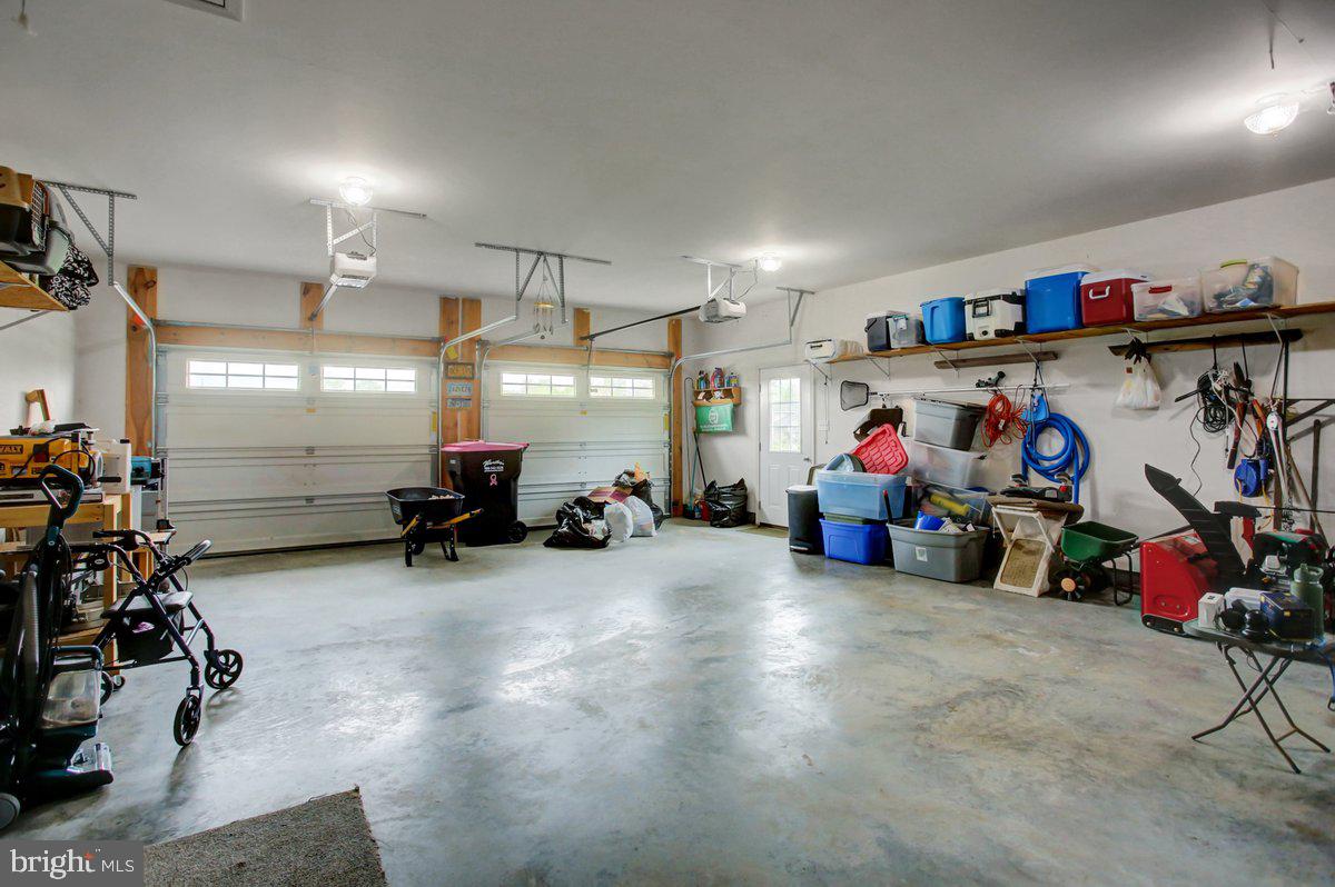 MEADOWCREEK DRIVE - Residential