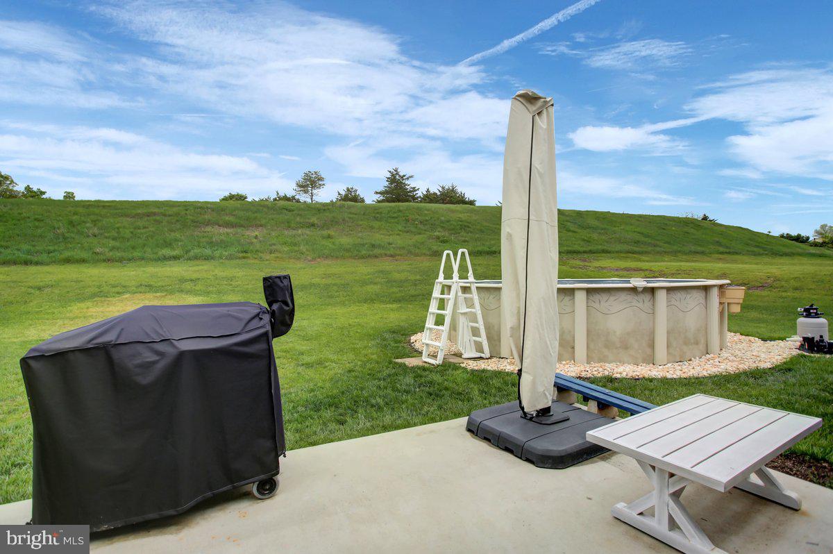 MEADOWCREEK DRIVE - Residential