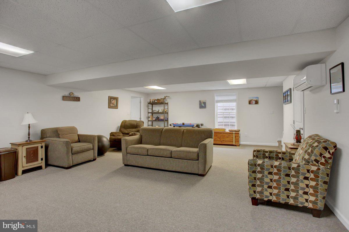 MEADOWCREEK DRIVE - Residential