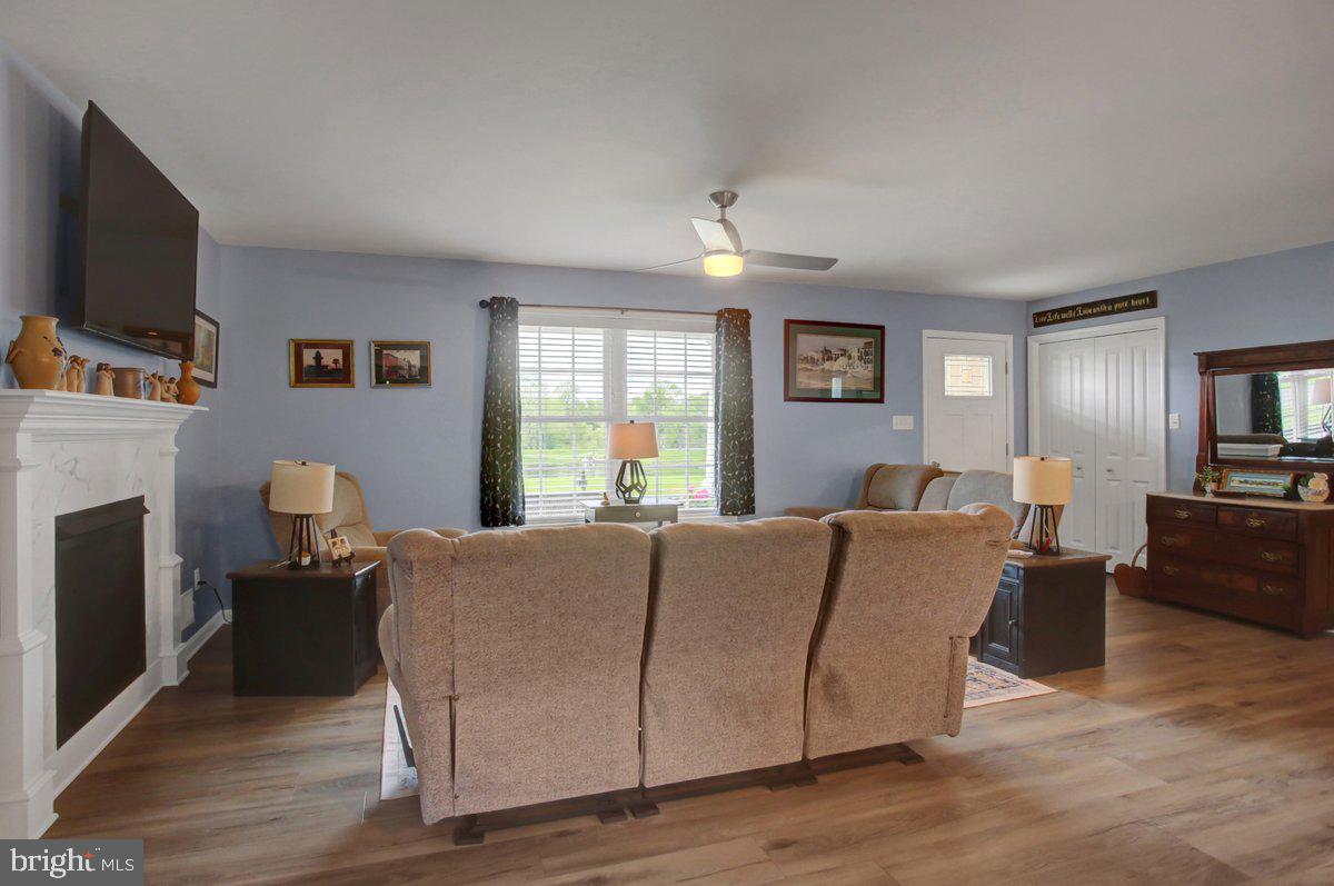 MEADOWCREEK DRIVE - Residential