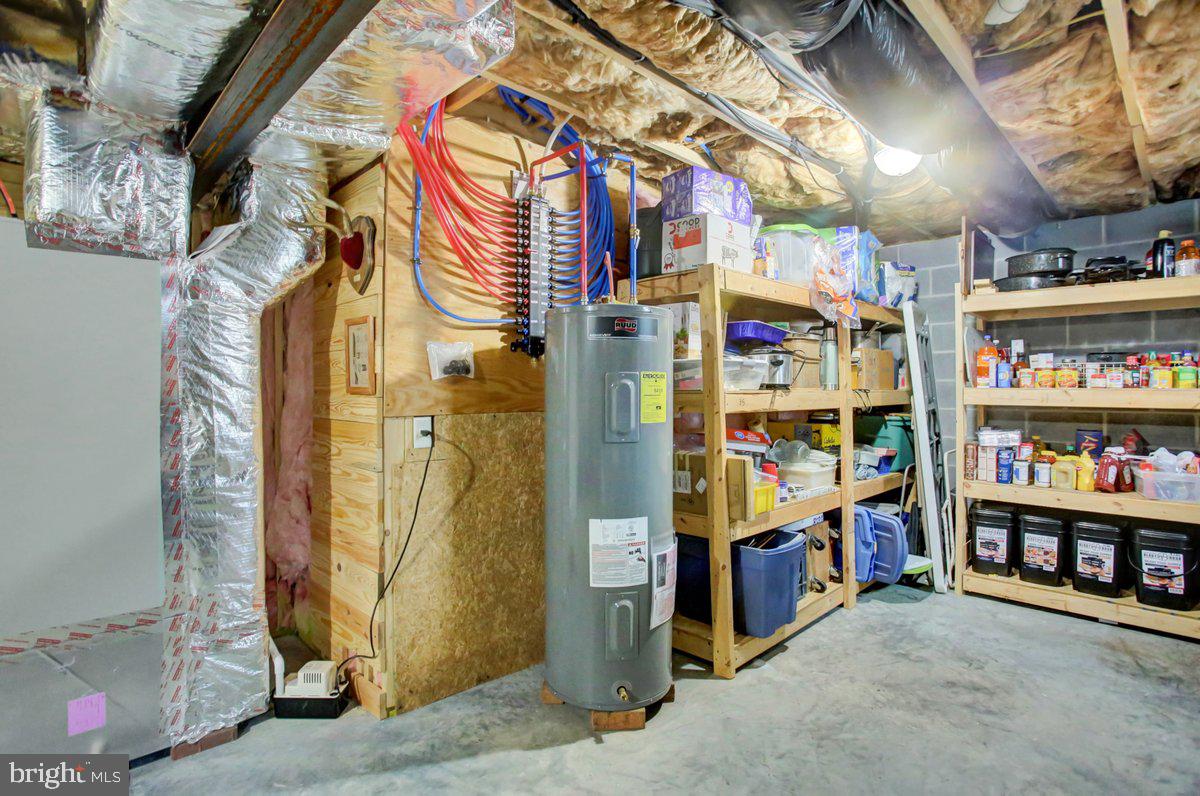 MEADOWCREEK DRIVE - Residential