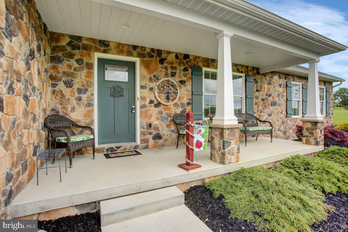 MEADOWCREEK DRIVE - Residential