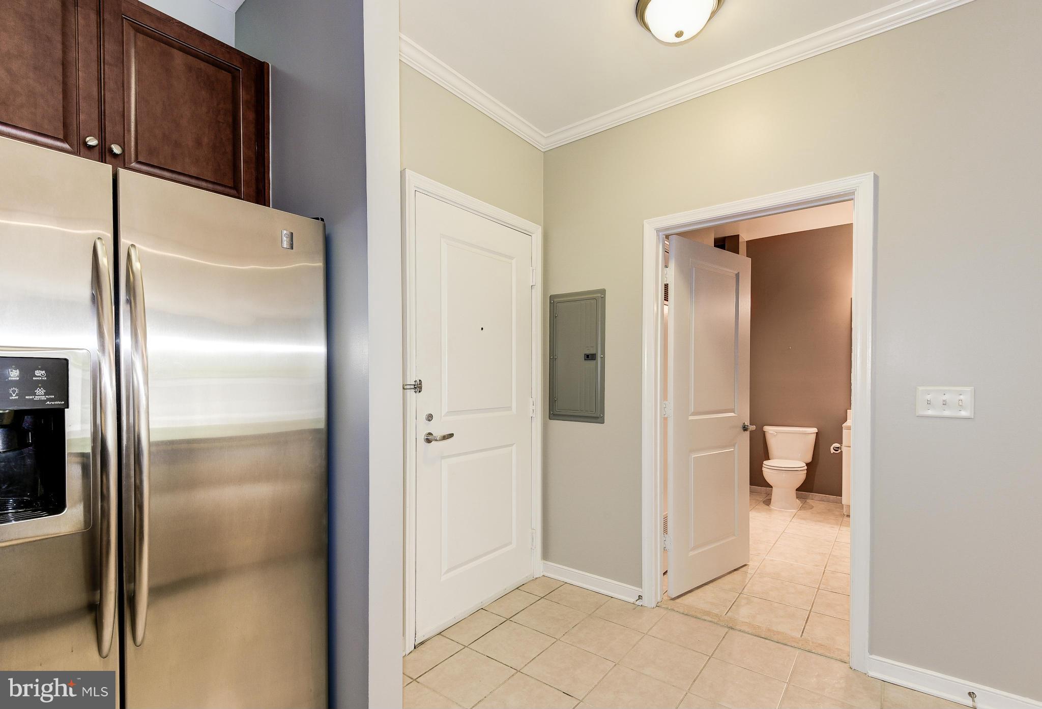 8045 AT SILVER SPRING METRO - Residential