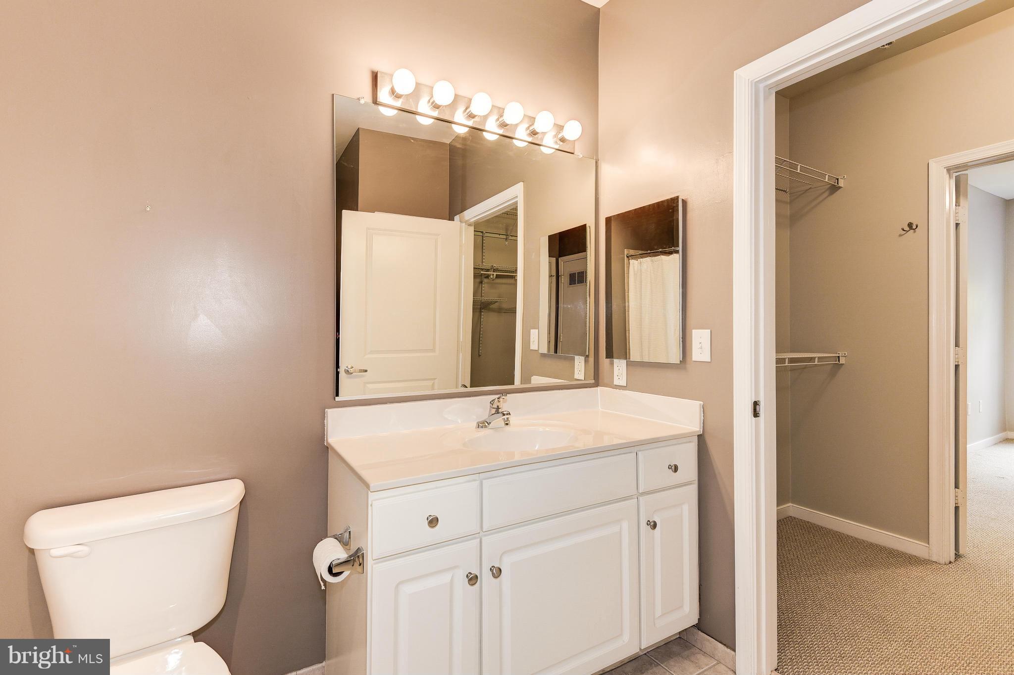 8045 AT SILVER SPRING METRO - Residential