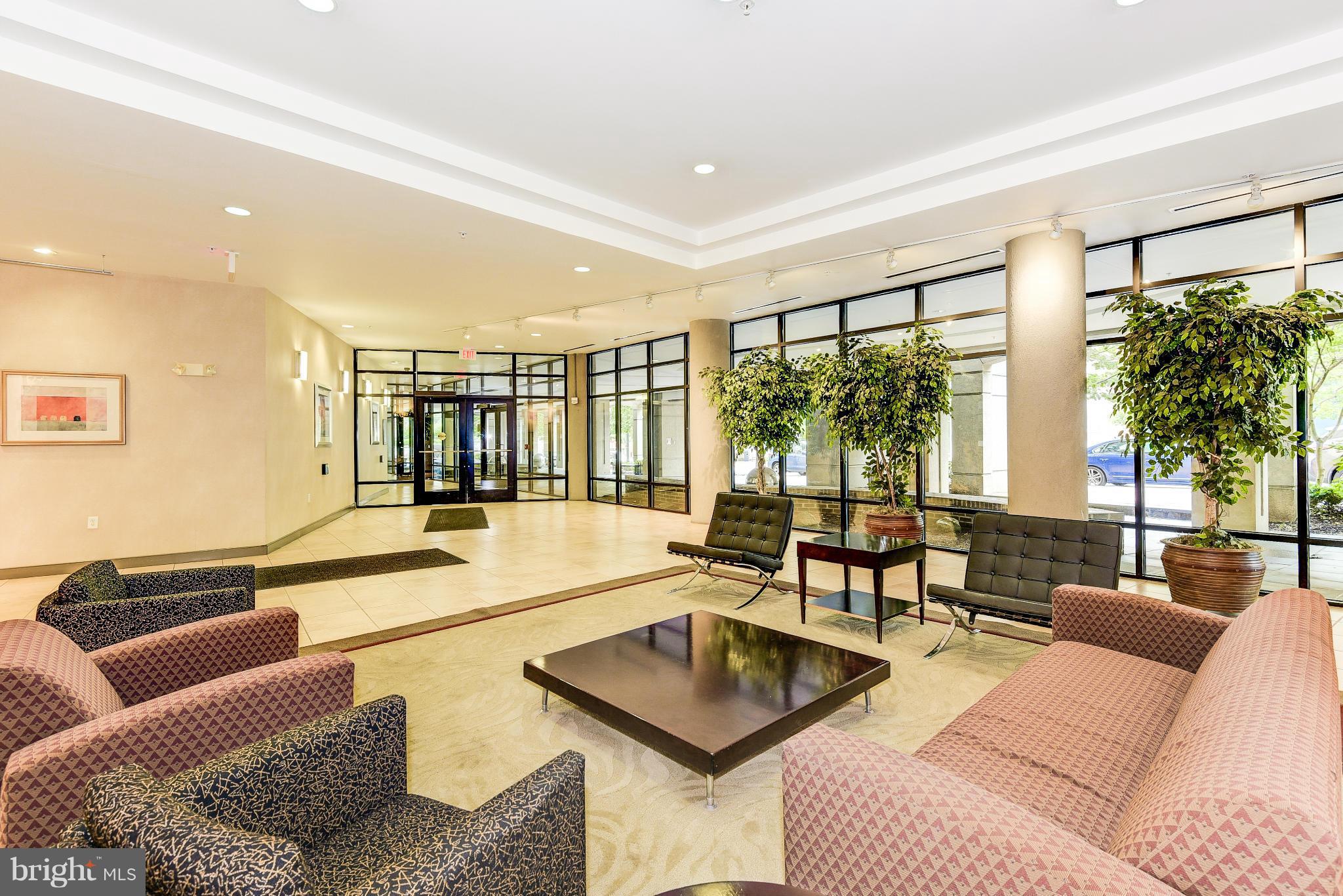 8045 AT SILVER SPRING METRO - Residential