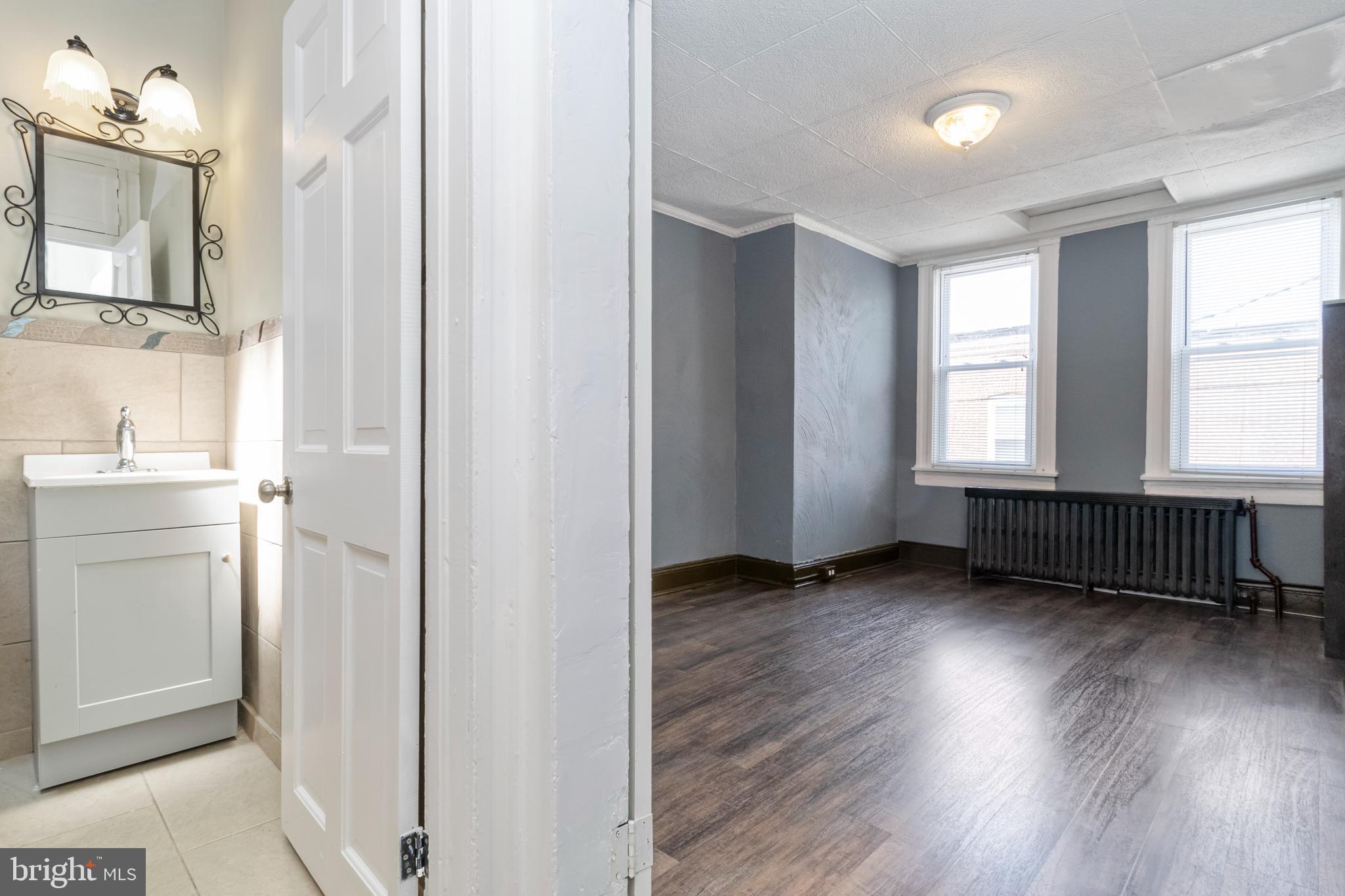 MADISON EASTEND - Residential Lease