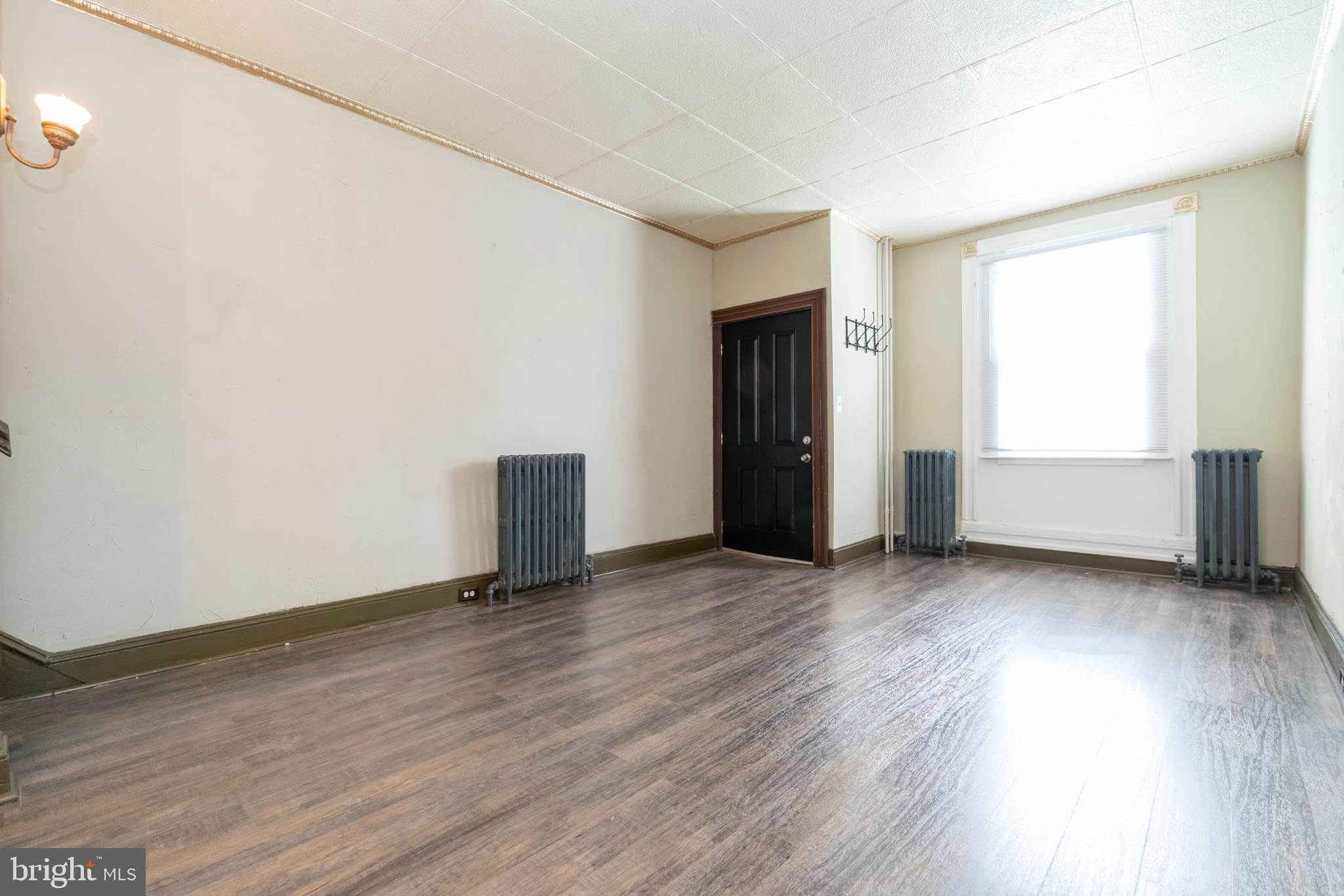 MADISON EASTEND - Residential Lease