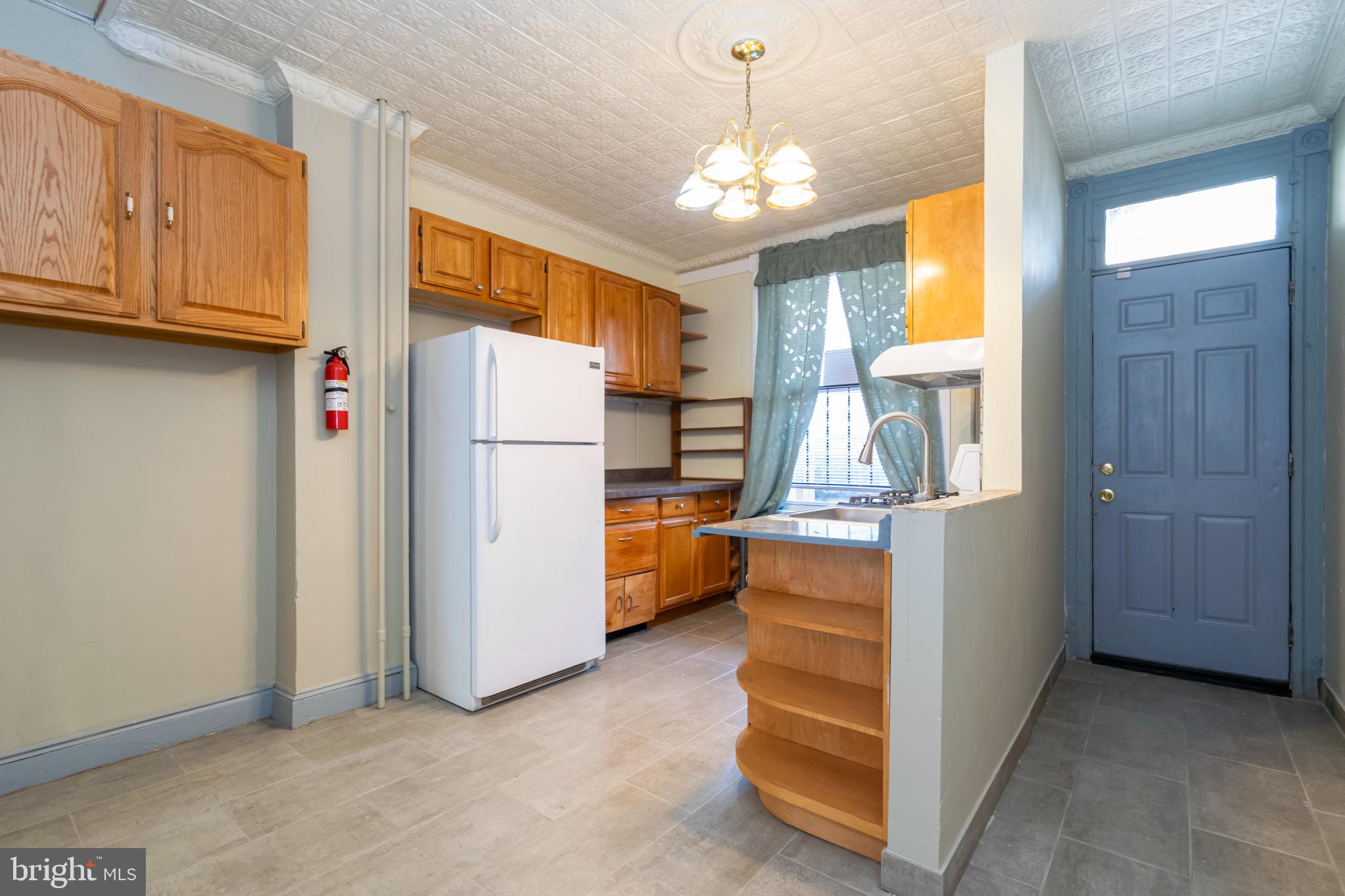 MADISON EASTEND - Residential Lease