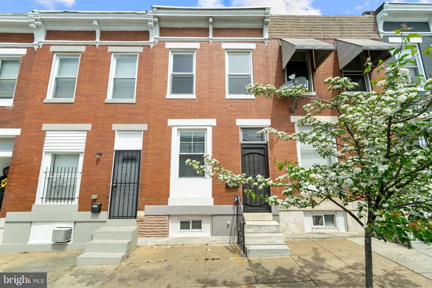 Charming 2BR + Den Townhome Near Johns Hopkins 
Discover this row home located in the heart of Baltimore and just minutes from Johns Hopkins Hospital and Kennedy Krieger. This spacious home features 2 bedrooms, a versatile den perfect for a home office or guest space, 1 full bathroom, and a convenient half bath in the basement. This home blends historic charm with modern convenience.

Highlights include a gas stove, oven, refrigerator, ceiling fans (no central A/C), washer/dryer hookups, and a clean basement for extra storage. Enjoy city living with easy access to public transportation, dining, and shopping. Smoke-free and pet-free. Rental assistance accepted. 

Rental Requirements:
Income must be at least 2.0x the rent ($3,000/month)
Tenant Rental Insurance Required
No pets allowed
No prior evictions
Favorable rental history
Verifiable employment income
Must provide authentic pay stubs, bank statements, tax docs, or equivalent
Credit background check required- Credit Score 550+