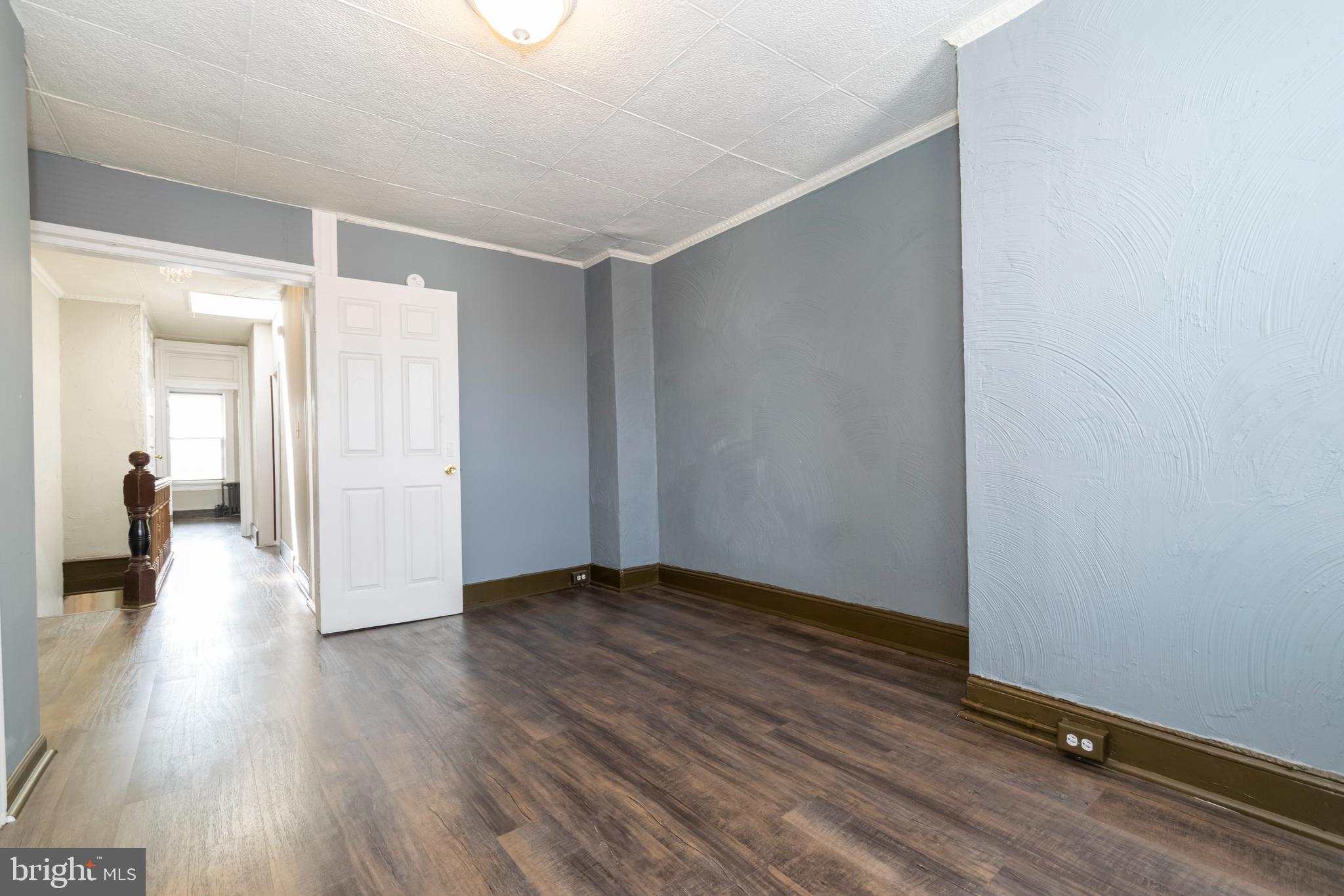 MADISON EASTEND - Residential Lease
