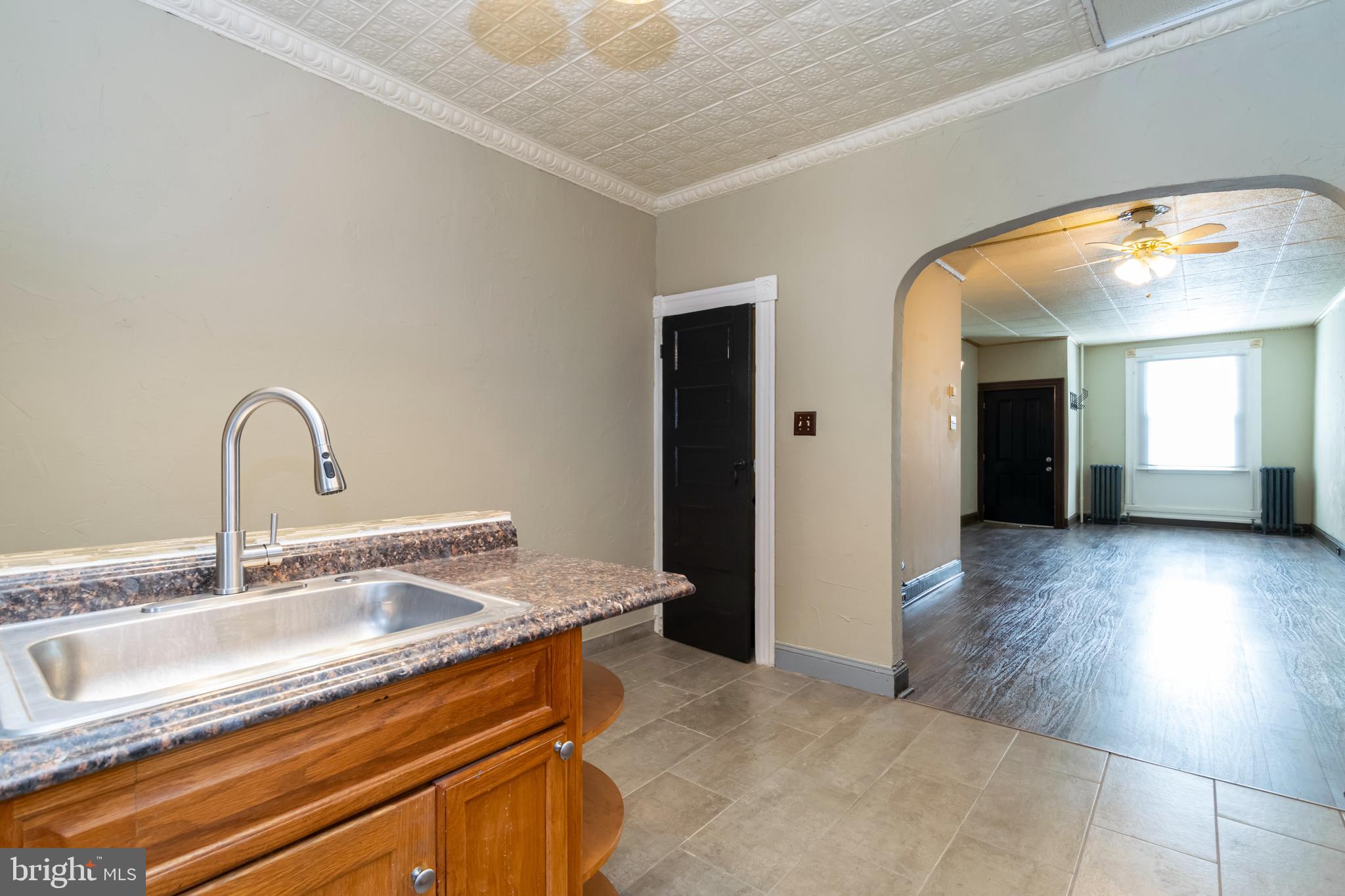 MADISON EASTEND - Residential Lease