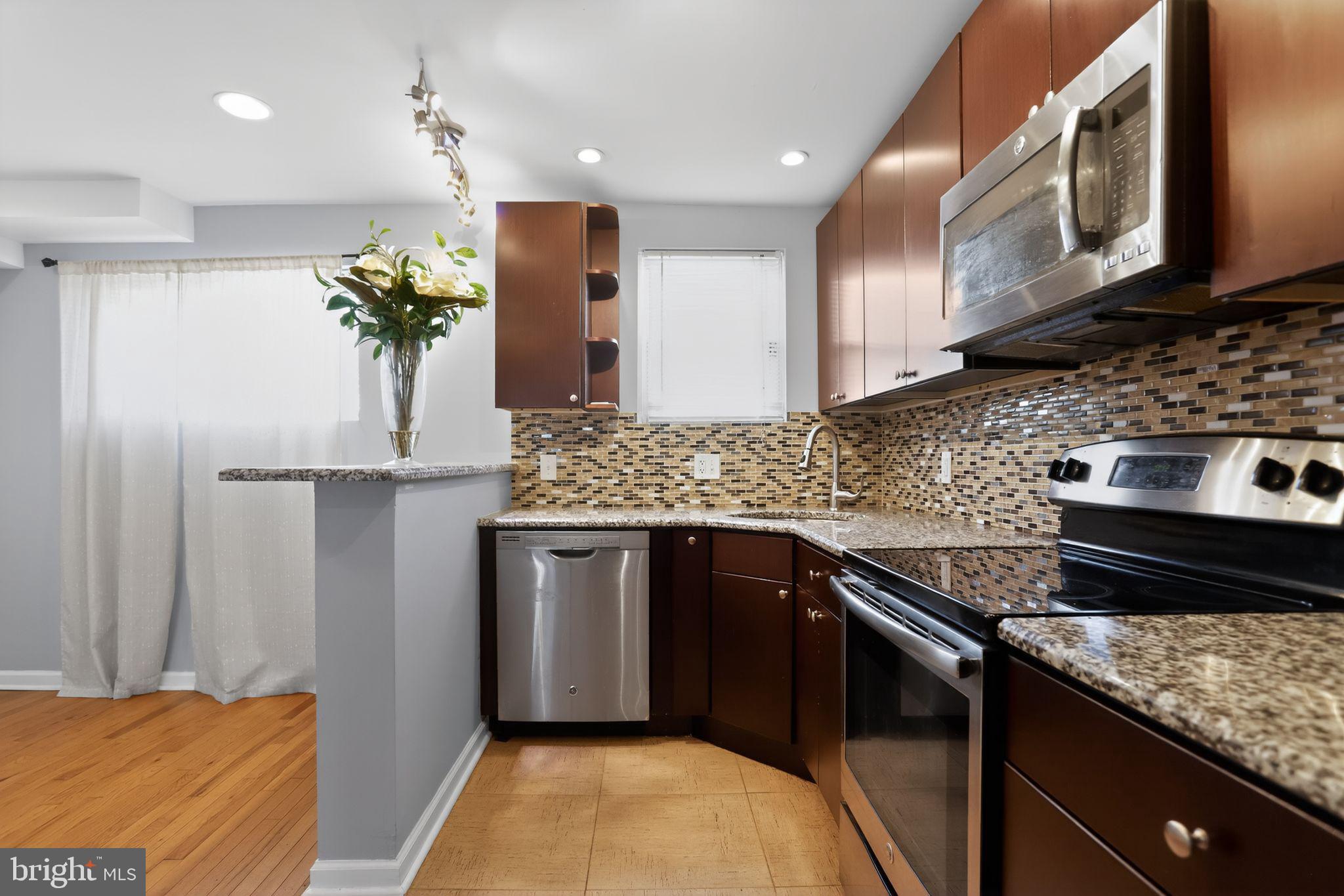 CEDARBROOK - Residential