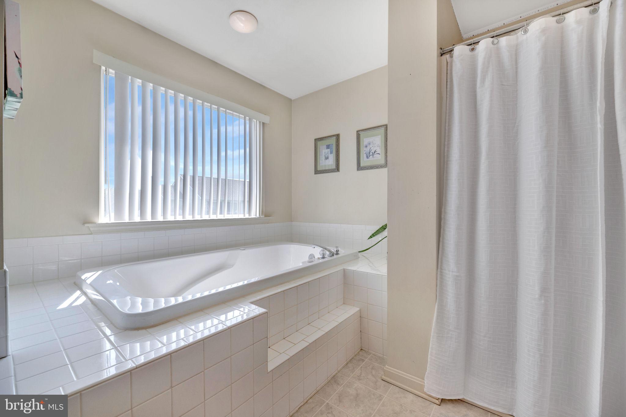 CROSS POINT - Residential