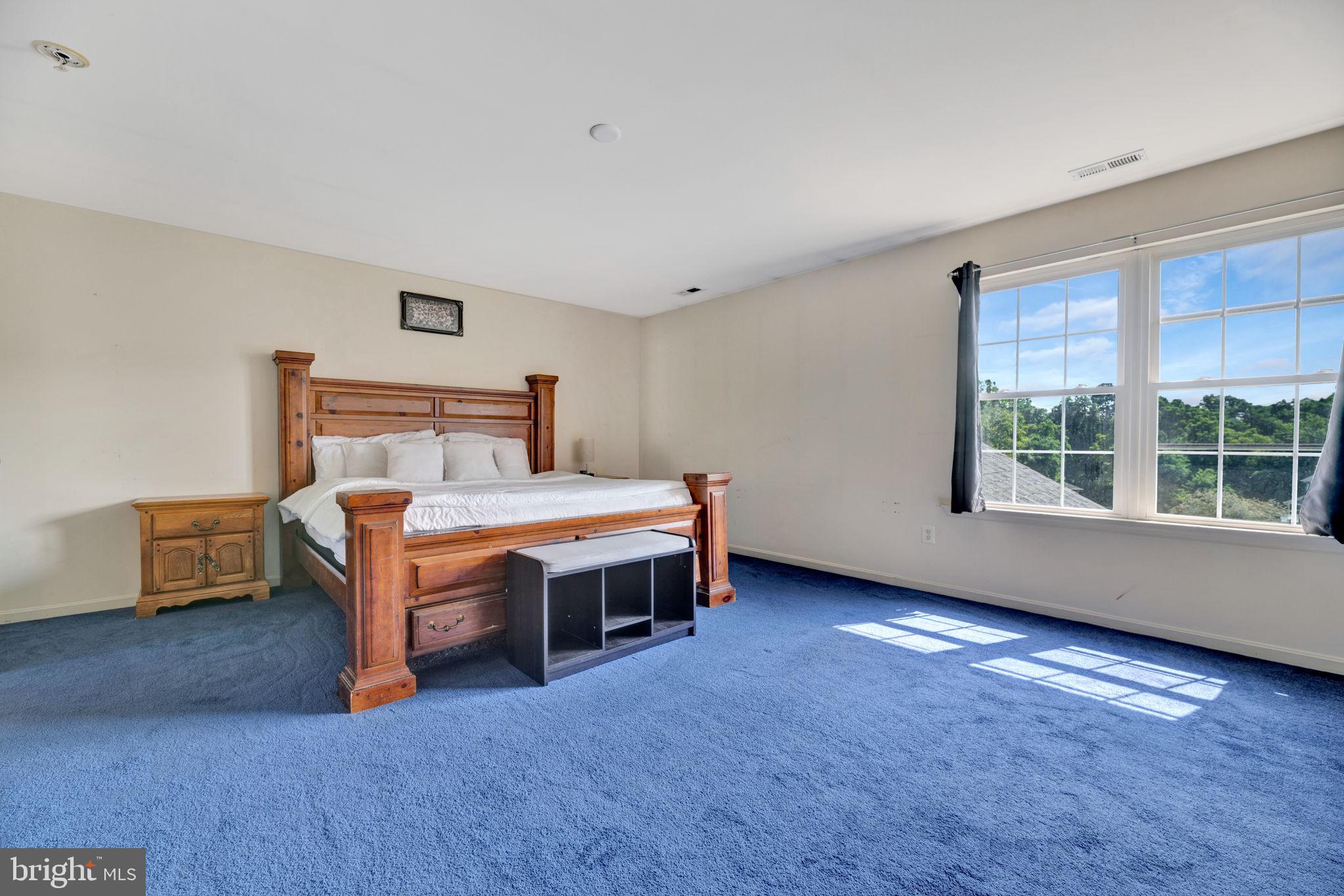 CROSS POINT - Residential