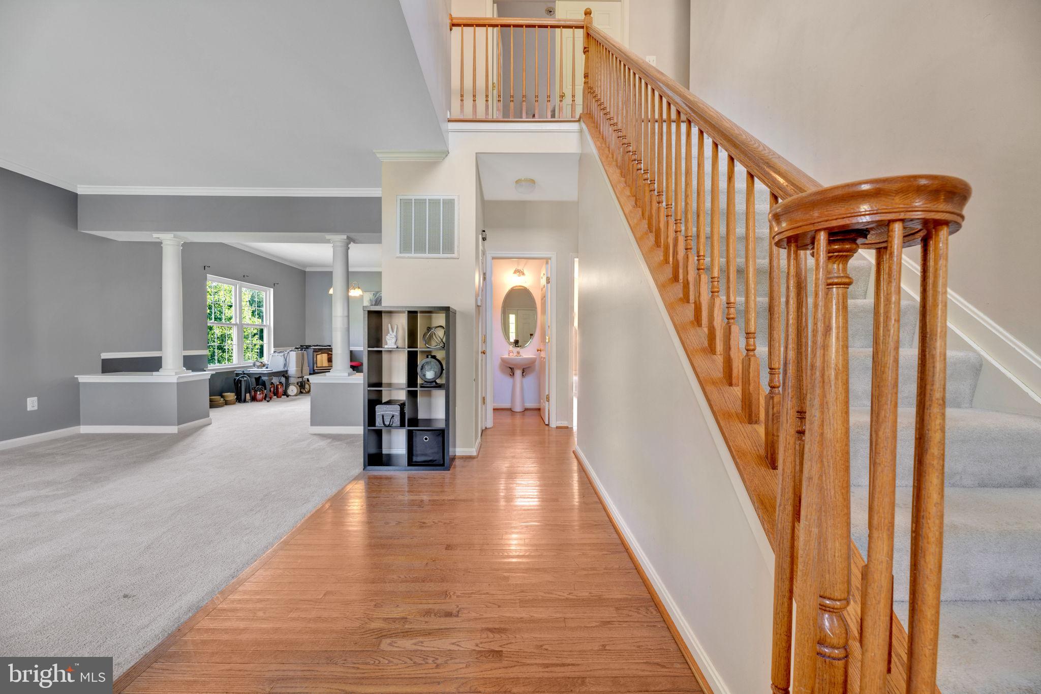 CROSS POINT - Residential