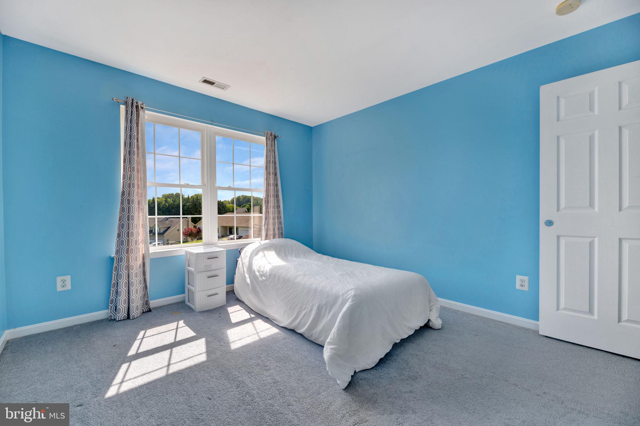 CROSS POINT - Residential